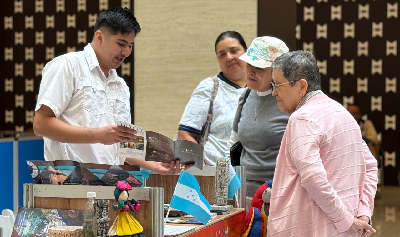 Honduras promueve su oferta turística en El Salvador con exitosa jornada B2C